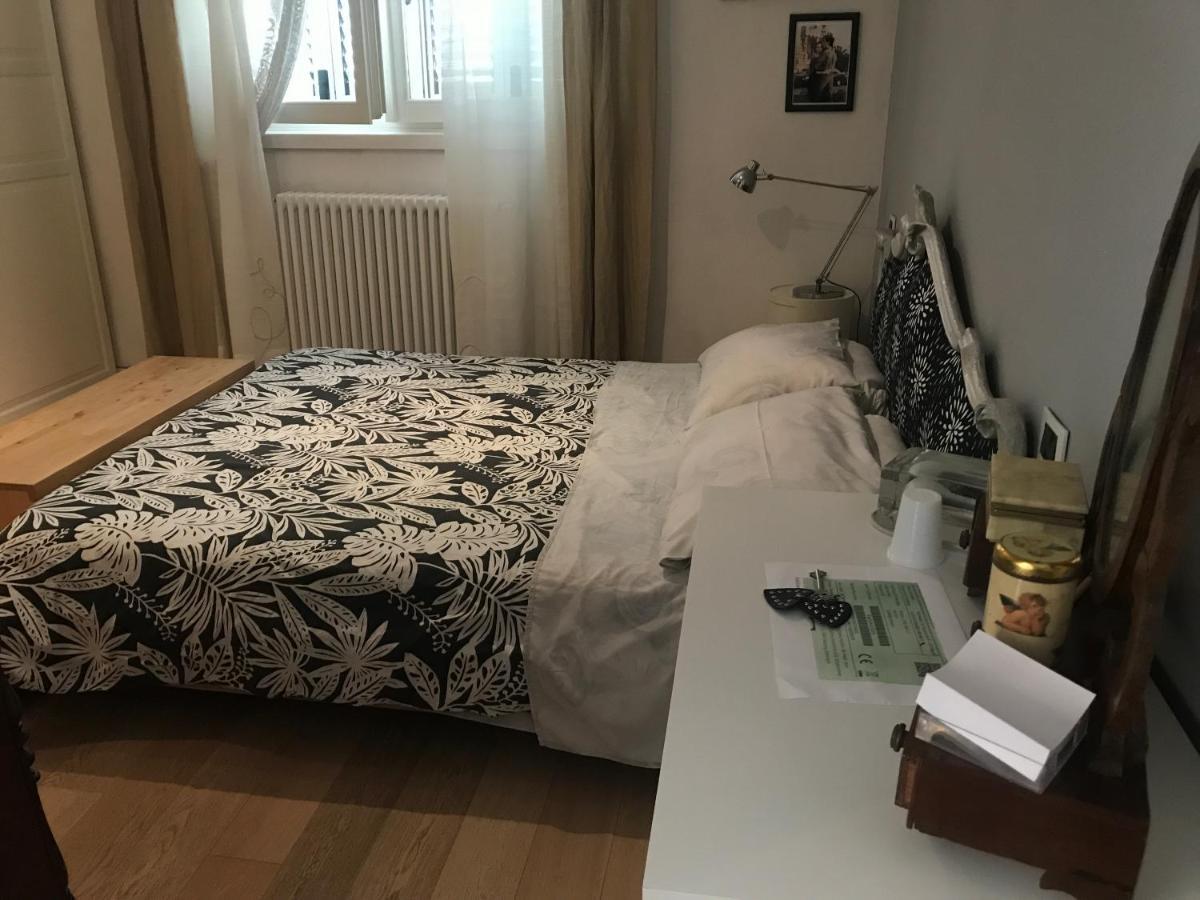 Camera Con Bagno Privato E Parcheggio لوكا المظهر الخارجي الصورة