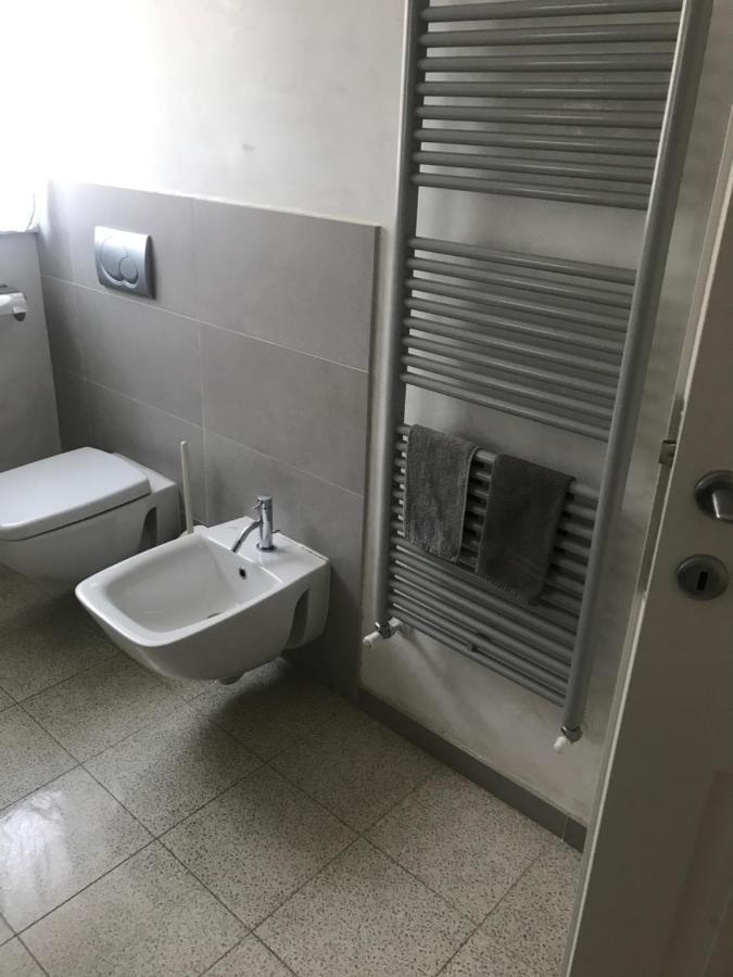 Camera Con Bagno Privato E Parcheggio لوكا المظهر الخارجي الصورة